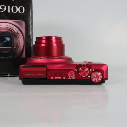 Nikona Coolpix S9100 12.1MP 18x Digital Camera Red, Case, SD Card – Very Good