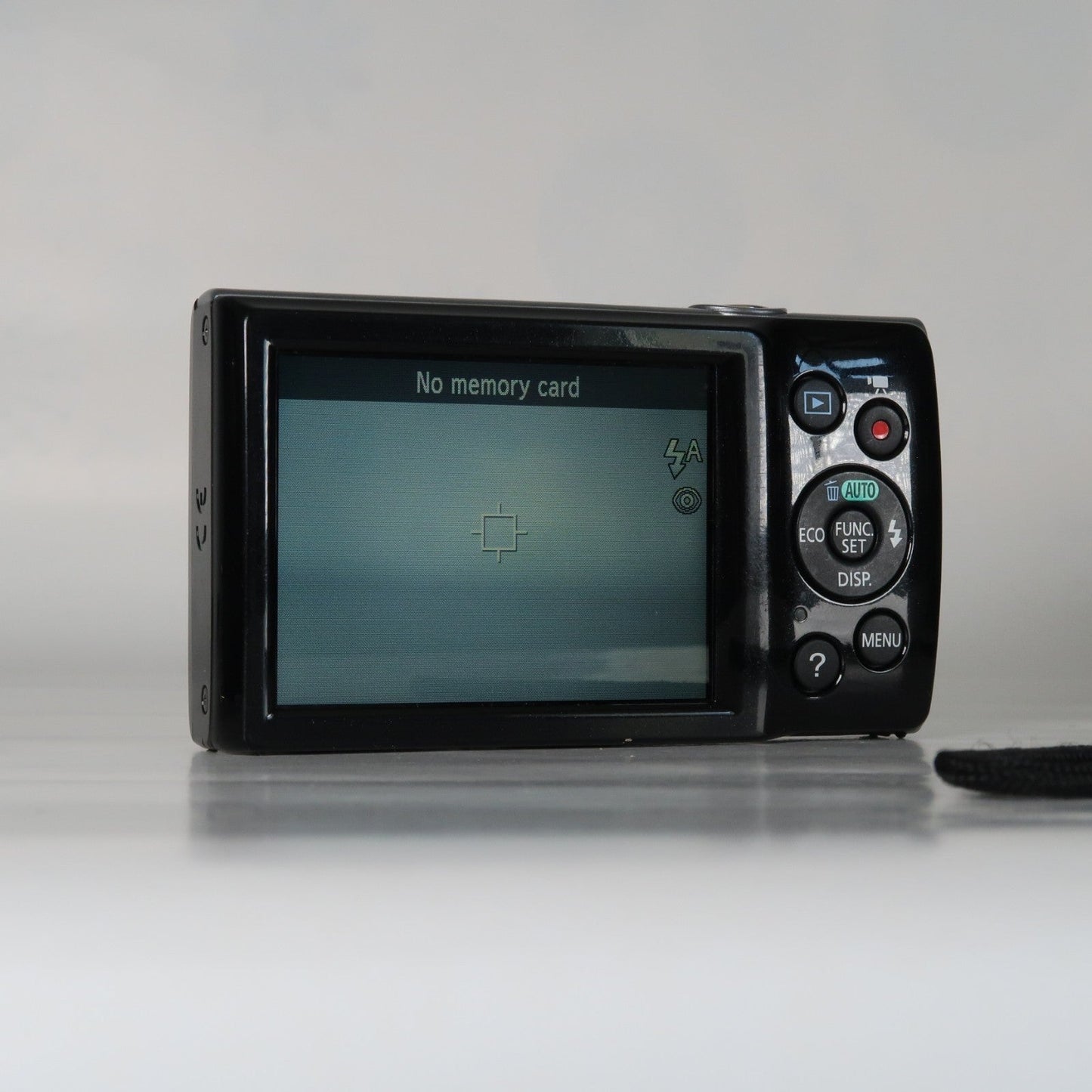 Cenon IXUS 145 / ELPH 135 16.0MP Digital Camera Black – With SD Card 4GB &amp; Case