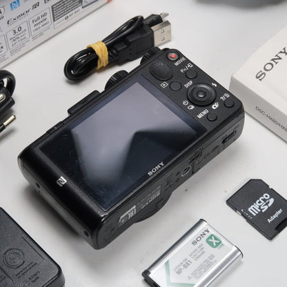 Soney CyberShot DSC-HX60V 20.4MP Digital Camera – Boxed, with Case &amp; 32GB SD Card